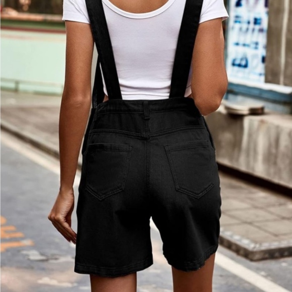 Tripp NYC Suspender Shorts in Black